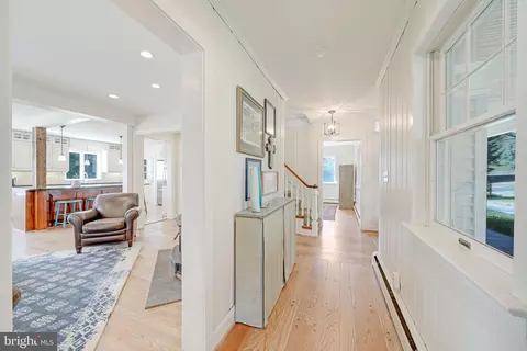 11611 Stuart Mill Rd, Oakton, VA 22124 photo 24