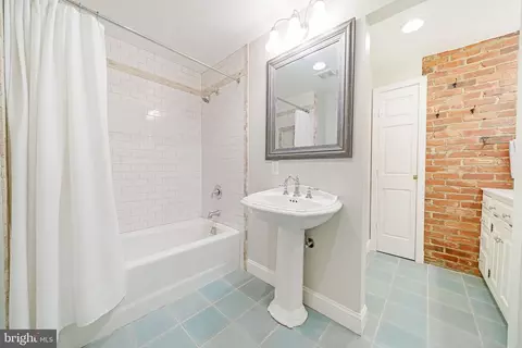 11611 Stuart Mill Rd, Oakton, VA 22124 photo 48