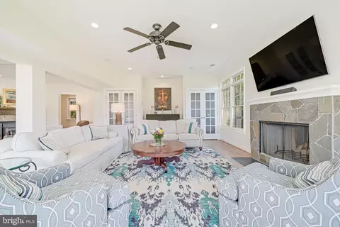 11611 Stuart Mill Rd, Oakton, VA 22124 photo 16