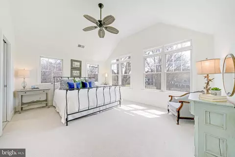 11611 Stuart Mill Rd, Oakton, VA 22124 photo 30