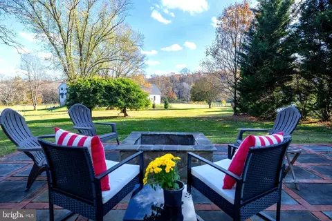 11611 Stuart Mill Rd, Oakton, VA 22124 photo 50