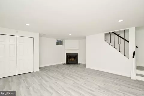 7854 Parthian Ct, Springfield, VA 22153 photo 26