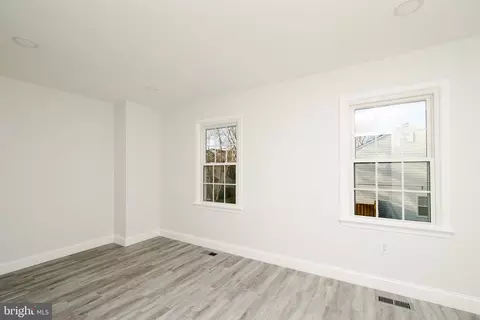 7854 Parthian Ct, Springfield, VA 22153 photo 14