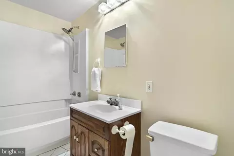 8090 Steeple Chase Ct, Springfield, VA 22153 photo 36