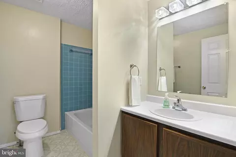 8090 Steeple Chase Ct, Springfield, VA 22153 photo 29