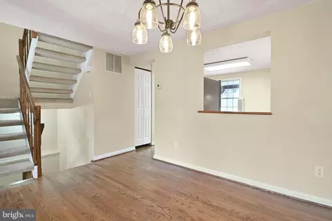 8090 Steeple Chase Ct, Springfield, VA 22153 photo 14