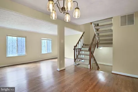 8090 Steeple Chase Ct, Springfield, VA 22153 photo 16