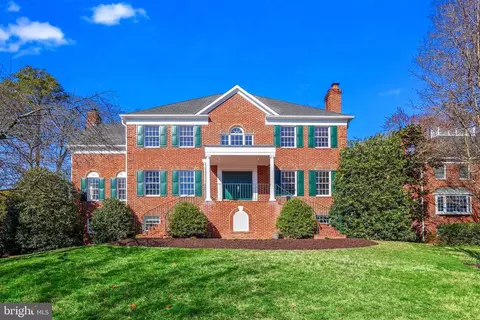 4204 Kimbrelee Ct, Alexandria, VA 22309