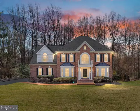 11405 Green Moor Ln, Oakton, VA 22124