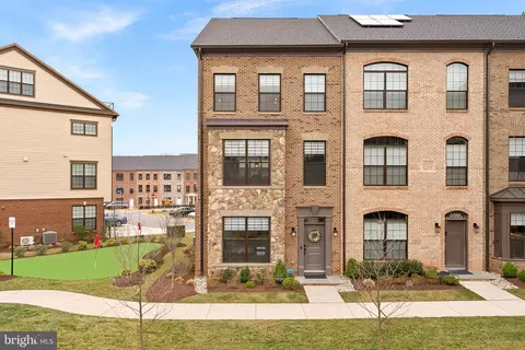 4422 Fair Lakes Ct, Fairfax, VA 22033