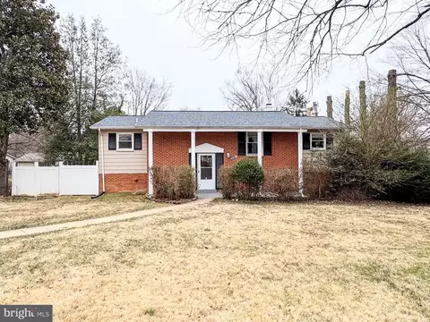 2531 Villanova Dr, Vienna, VA 22180