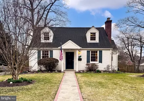 3005 Westcott St, Falls Church, VA 22042