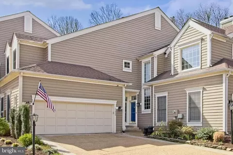 11423 Hollow Timber Way, Reston, VA 20194