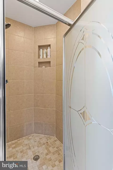 7819 Richfield Rd, Springfield, VA 22153 photo 25