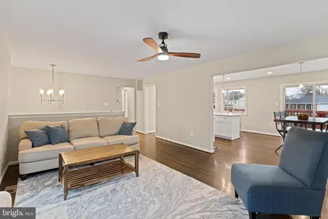 7819 Richfield Rd, Springfield, VA 22153 photo 8