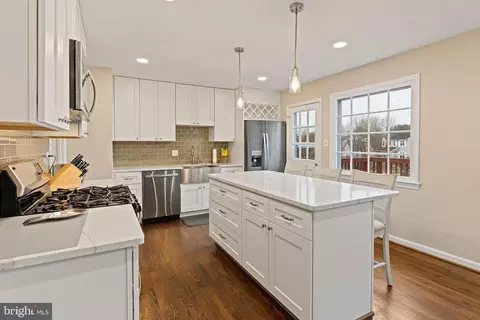 7819 Richfield Rd, Springfield, VA 22153 photo 13
