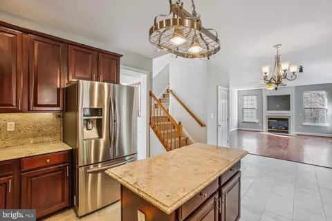 8429 Ambrose Ct, Springfield, VA 22153 photo 15