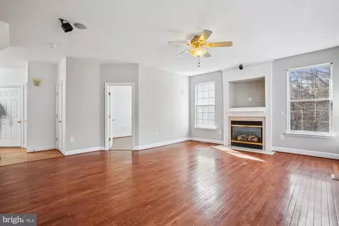 8429 Ambrose Ct, Springfield, VA 22153 photo 19