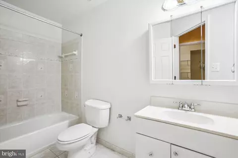 8429 Ambrose Ct, Springfield, VA 22153 photo 33