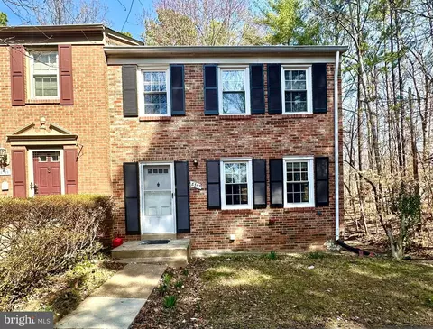 8357 Luce Ct, Springfield, VA 22153