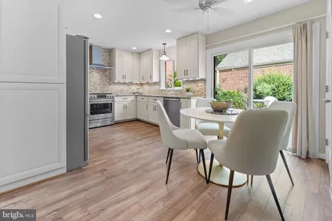 11303 Harborside Cluster, Reston, VA 20191 photo 16