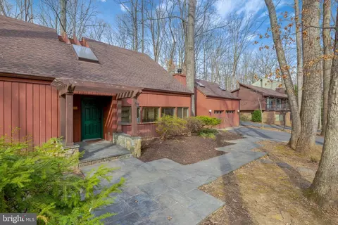 Other - 1941 Upper Lake Dr, Reston, VA 20191 photo 11 of 12