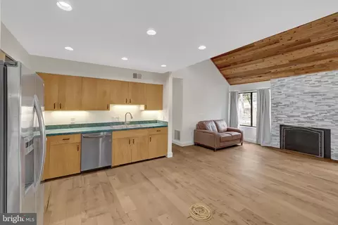 Other - 1941 Upper Lake Dr, Reston, VA 20191 photo 3 of 12