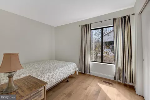 Bedroom - 1941 Upper Lake Dr, Reston, VA 20191 photo 3 of 6