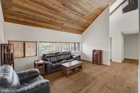 Living - 1941 Upper Lake Dr, Reston, VA 20191 photo 1 of 8
