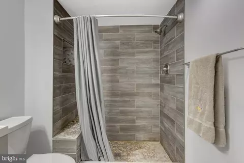 Bath - 1941 Upper Lake Dr, Reston, VA 20191 photo 2 of 2