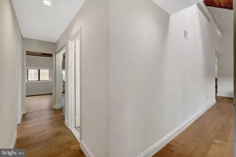 Entry Way - 1941 Upper Lake Dr, Reston, VA 20191 photo 3 of 11