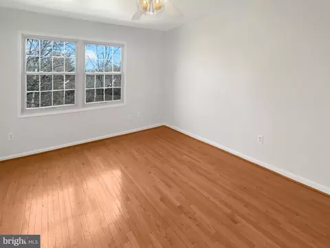 8517 Milford Ct #906, Springfield, VA 22152 photo 5