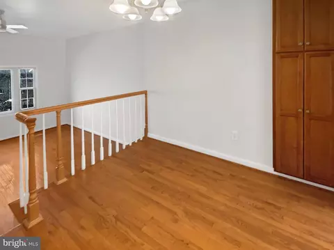 8517 Milford Ct #906, Springfield, VA 22152 photo 11
