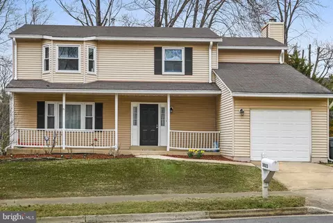 3023 Steven Martin Dr, Fairfax, VA 22031
