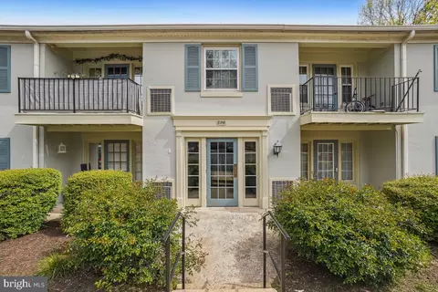 8358 H Dunham Ct #626, Springfield, VA 22152