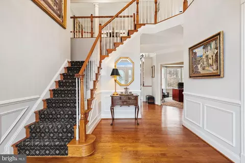 Entry Way - 10904 Hunter Gate Way, Reston, VA 20194 photo 2 of 4