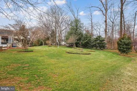 Exterior - 10904 Hunter Gate Way, Reston, VA 20194 photo 12 of 17