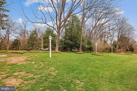 Exterior - 10904 Hunter Gate Way, Reston, VA 20194 photo 14 of 17