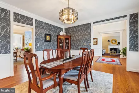 Dining - 10904 Hunter Gate Way, Reston, VA 20194 photo 3 of 3