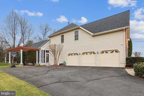 Other - 10904 Hunter Gate Way, Reston, VA 20194 photo 25 of 28