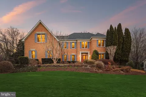 Exterior - 10904 Hunter Gate Way, Reston, VA 20194 photo 17 of 17