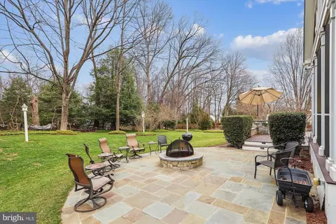 Exterior - 10904 Hunter Gate Way, Reston, VA 20194 photo 10 of 17