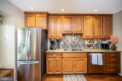 6164 Forest Creek Ct, Springfield, VA 22152 photo 12