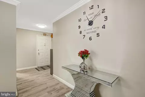 8340 Greensboro Dr #112, Mclean, VA 22102 photo 9