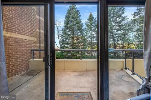8340 Greensboro Dr #112, Mclean, VA 22102 photo 35