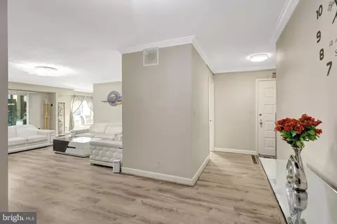 8340 Greensboro Dr #112, Mclean, VA 22102 photo 8