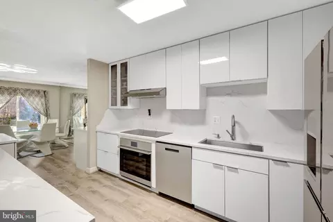 8340 Greensboro Dr #112, Mclean, VA 22102 photo 17