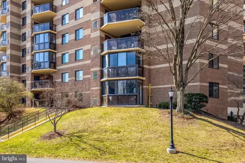 8340 Greensboro Dr #112, Mclean, VA 22102 photo 42