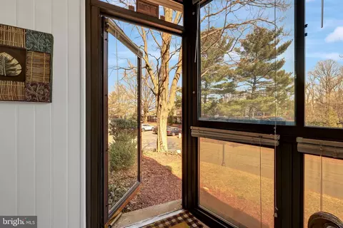 8340 Greensboro Dr #112, Mclean, VA 22102 photo 38