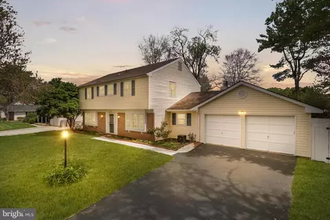 4201 Marble Ln, Fairfax, VA 22033